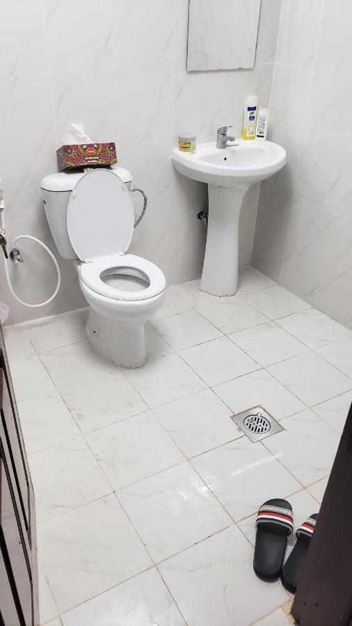 Yahia Guest House Abu Dhabi Exterior photo